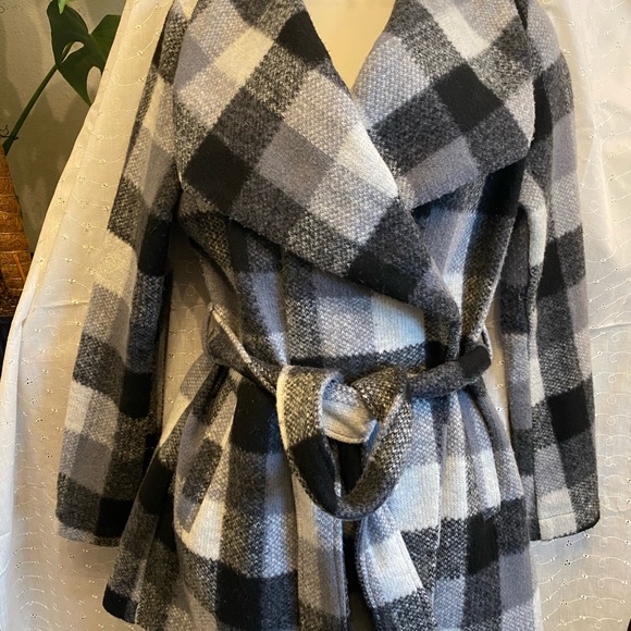 A New Day trench/pea coat worn once. Black and grey cheetah/leopard print size S - Picture 4 of 5